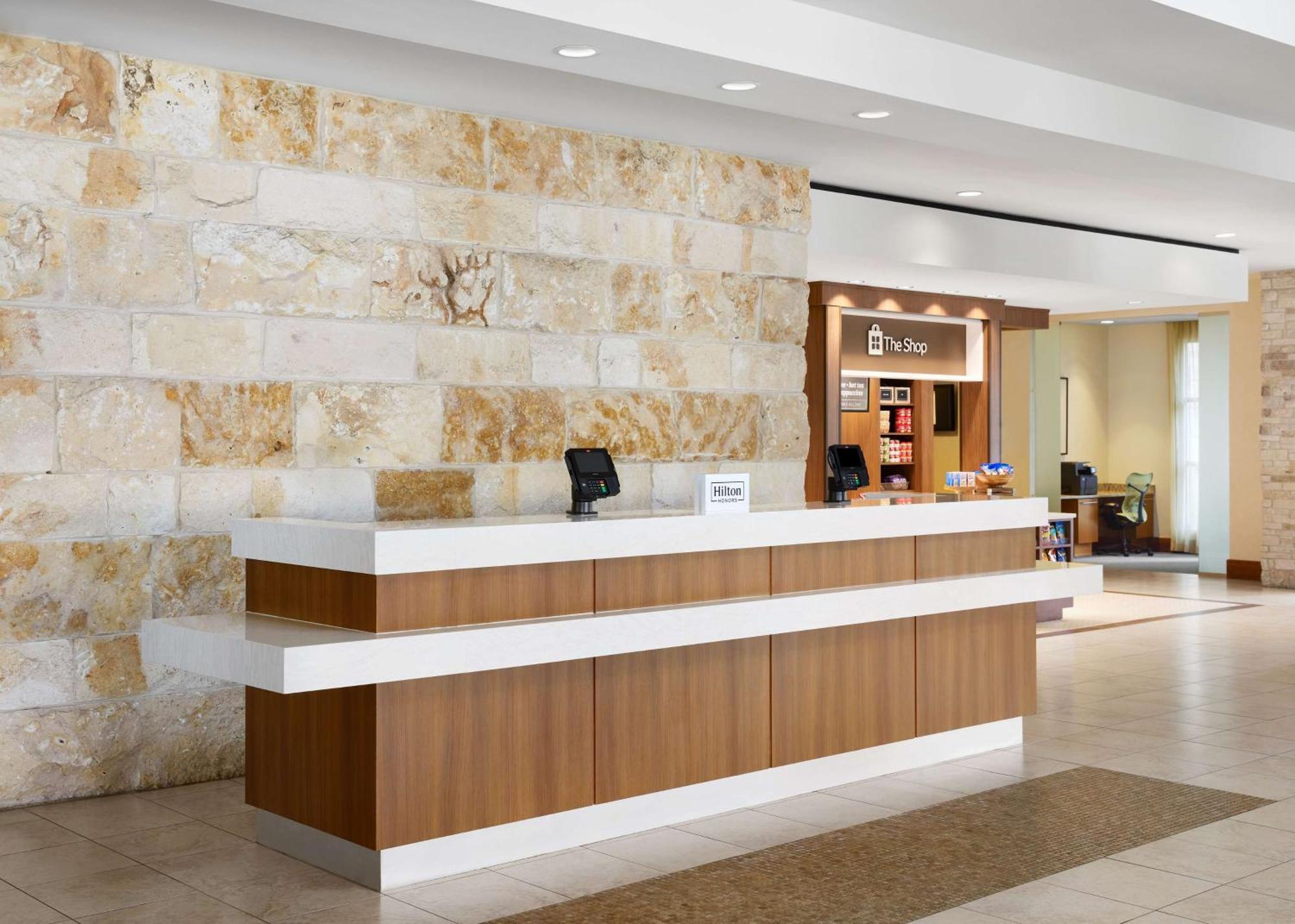 Hilton Garden Inn Dallas Richardson Bagian luar foto